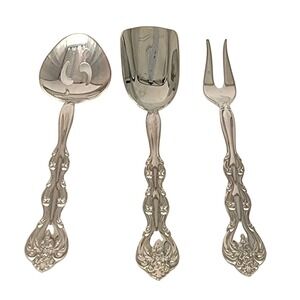 International‎ Silver CompanyServing Set Pierced Spoon Fork Server Interlude Box
